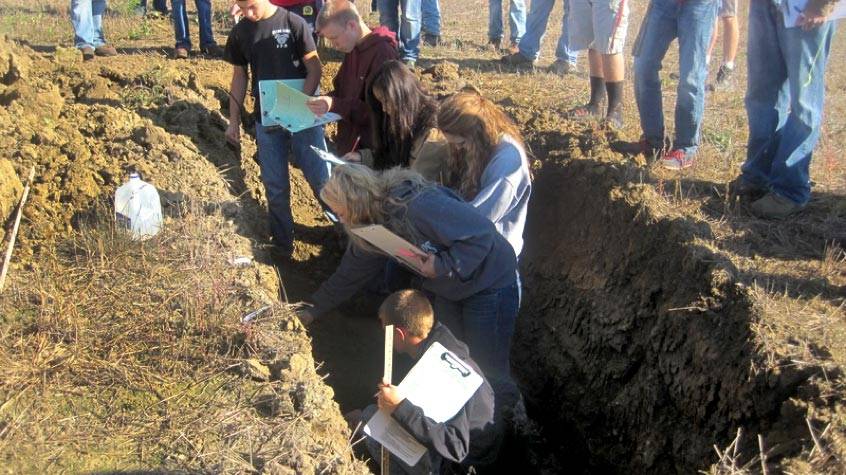 Adam Staley used activities from Soil and Sustainability — Feed the World