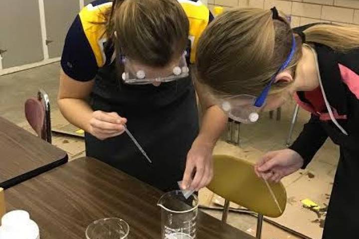 Sr. Ag. Capstone students produce ethanol with mini-grant supplies
